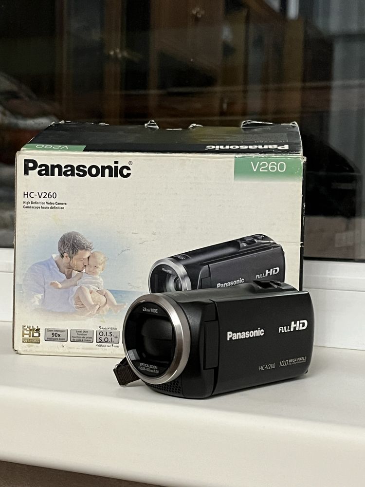 Видеокамера Panasonic HC-V260