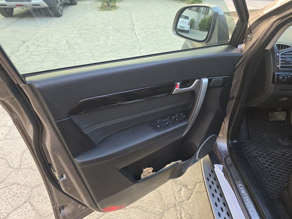 Chevrolet captiva 3 sotiladi obmen ham qilaman
