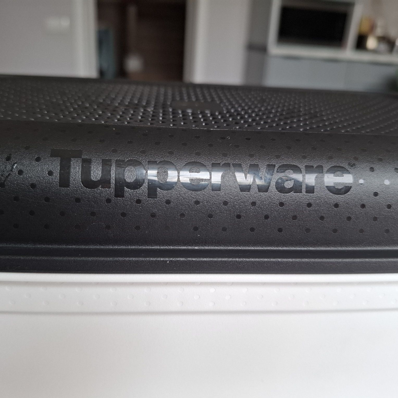 Продам хлебницу, Tupperware, микрофибра!