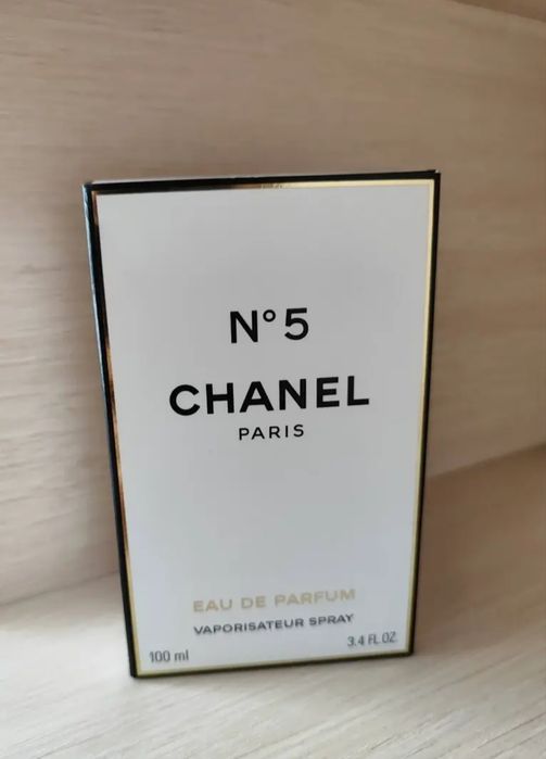 Продаю духи Chanel 5