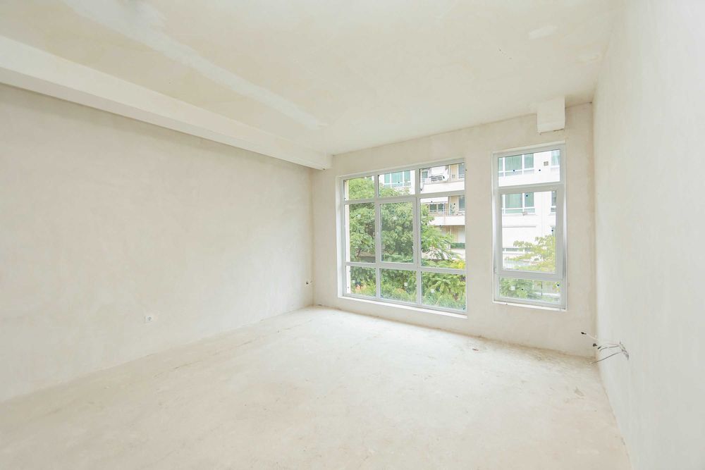 Тристаен с акт 16 - 216 000евро!!!