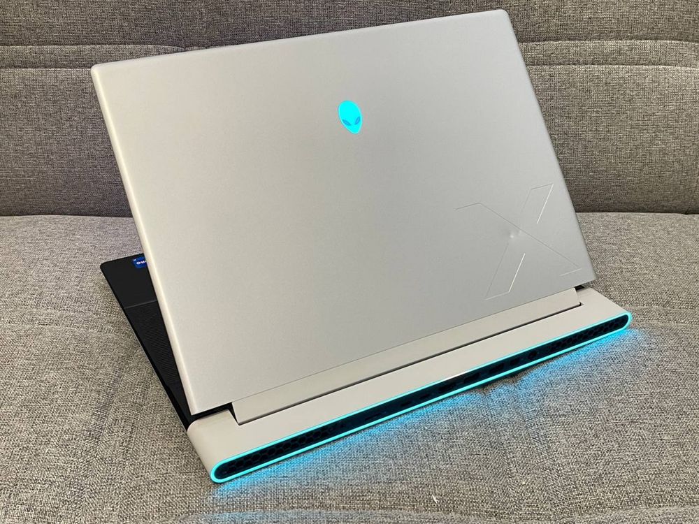 Dell Alienware X16 I7 13700H Rtx4080