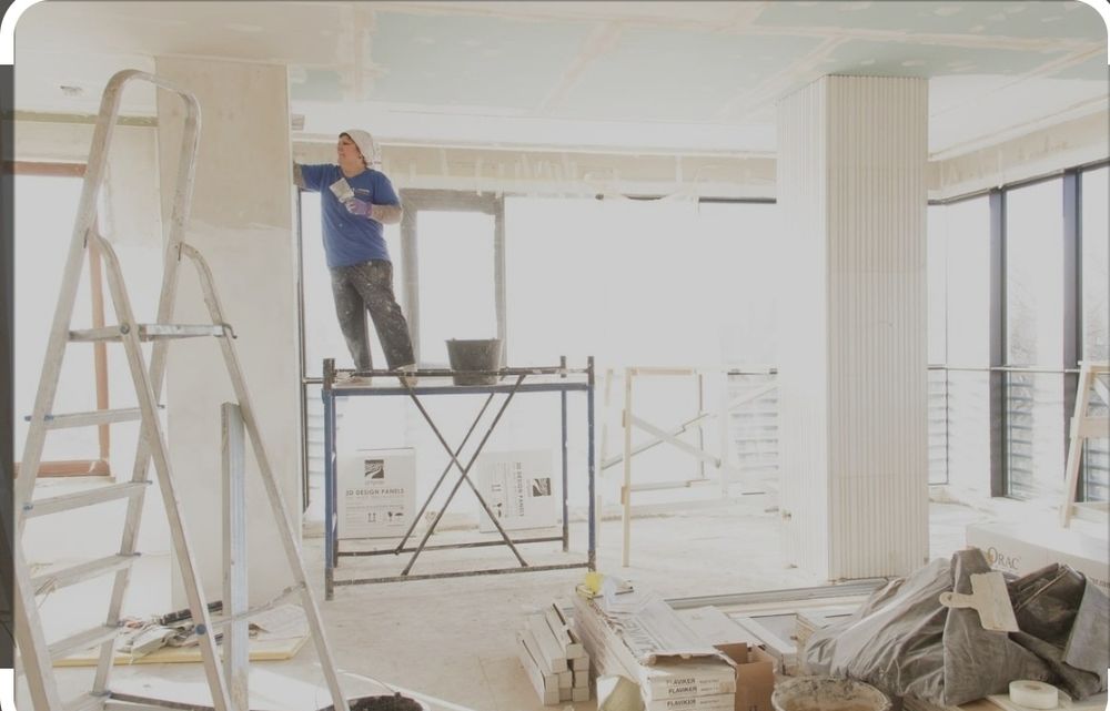 Делаем ремонт: обои, веницанка, молдинг, леонардо, эмульция, тикурила,