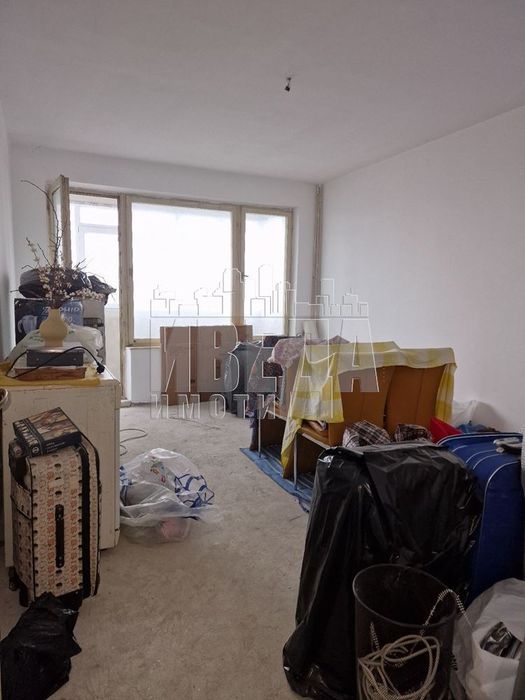 Продава се Тристаен апартамент в Варна, Възраждане 1 - 77 кв.м за 1443 €/кв.м - Снимка #3