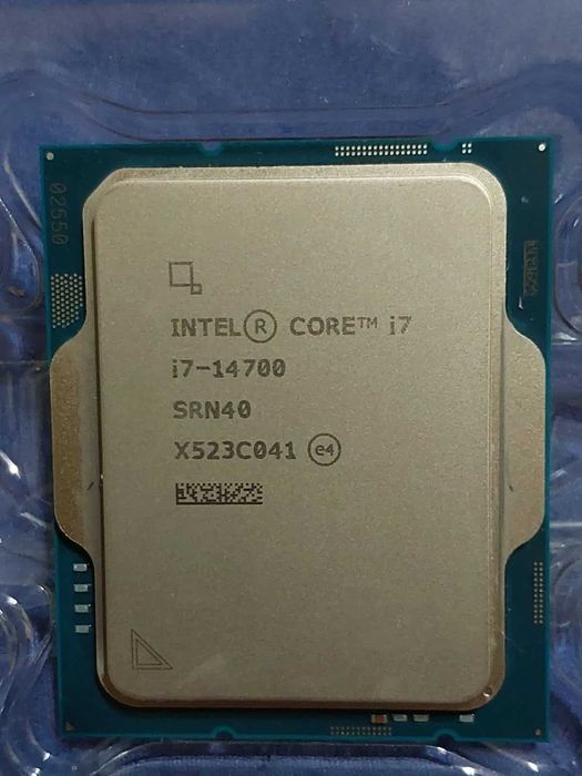 Intel Core i7 14700 + MSI Z790 Gaming Pro Wi-Fi DDR5