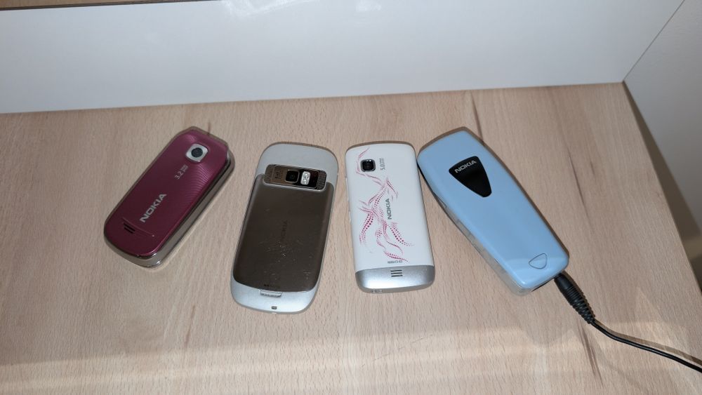 Lot 4 telefoane Nokia
