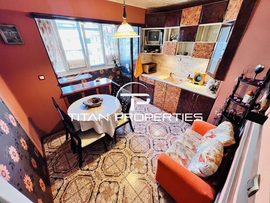 Дава се под наем Двустаен апартамент в Бургас, Братя Миладинови - 62 кв.м за 433.5 € - Снимка #1