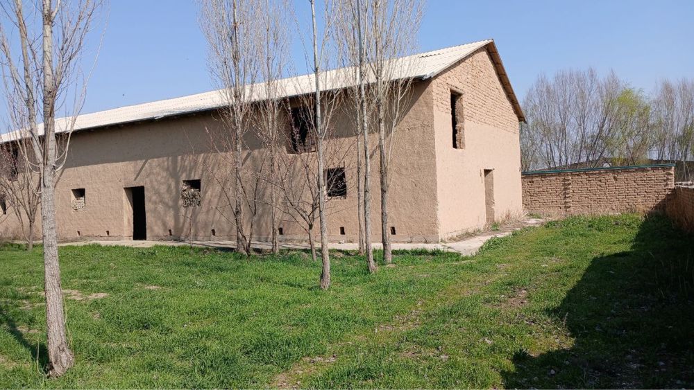 Участка сотилади