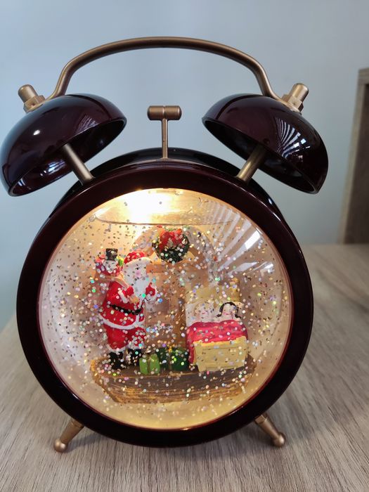 Коледен лед Часовник