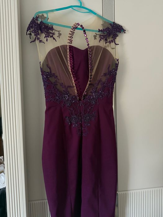 Дизайнерска рокля Пембе Кенан