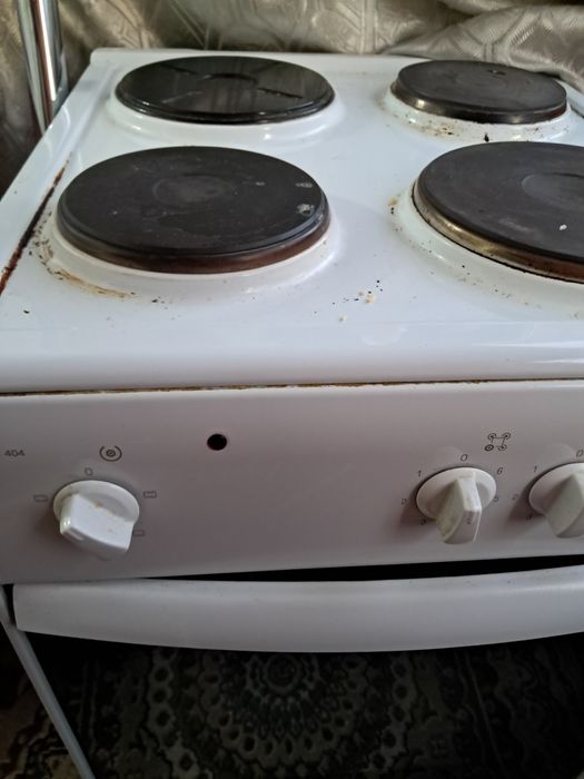 Плита робочый бу састаяный хорошый