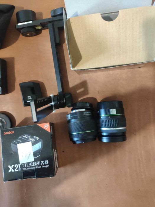 Aparat foto Pentax K-70 + 4 obiective + accesorii (macro, astro, 3D)