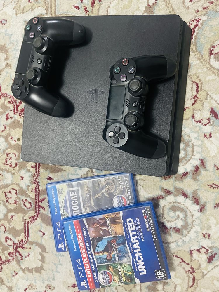 Продам PS 4 slim