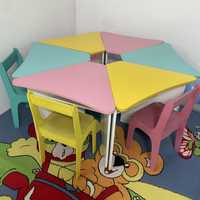 Продам детский стол со стульями