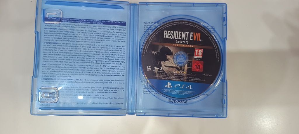 Продавам resident evil 7 Gold edition за PS4