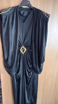 Vand rochie neagra model oriental de seara