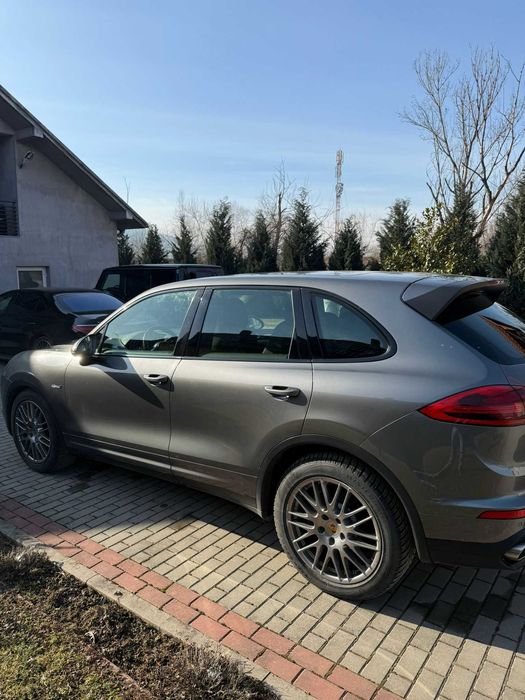 Porsche Cayenne Diesel 3.0 V6
