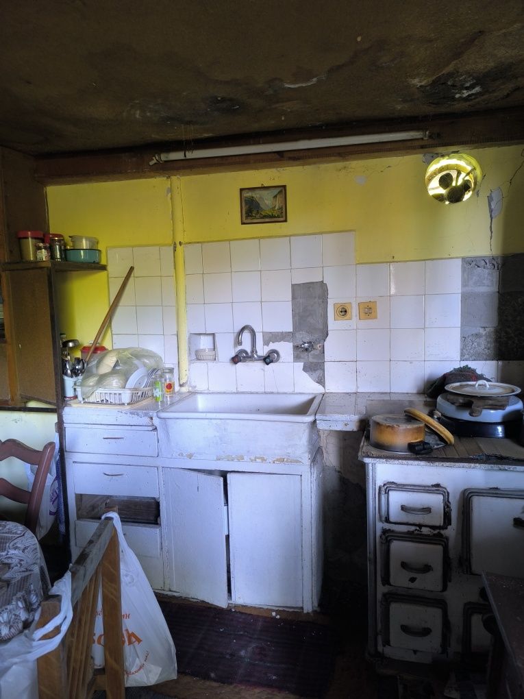 Продавам къща с.Къпиново