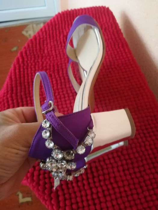 Sandale nr 35 Cathias Edeline ocazie