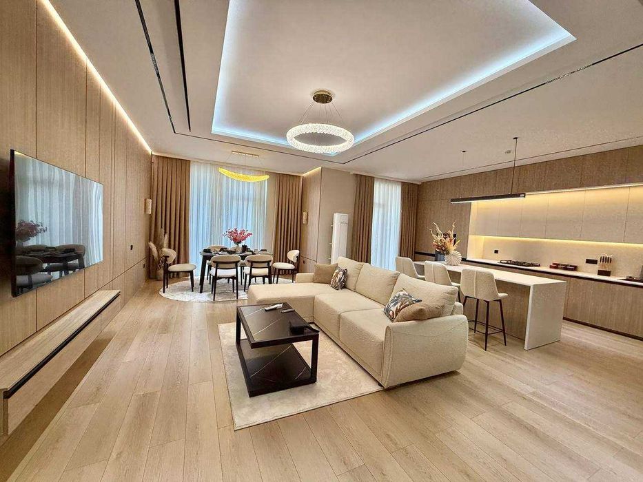 №0933 - Новая с мебелью и техникой. ориентир Телебашня!!!