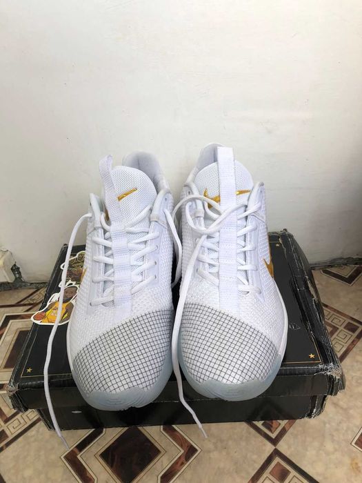 Продам кроссовки 45-46 размера