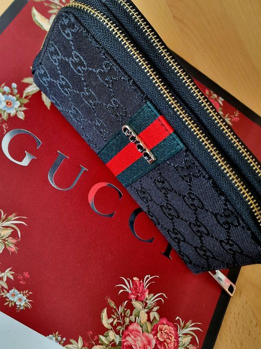 Portofel dublu Gucci material textil, logo metalic auriu,