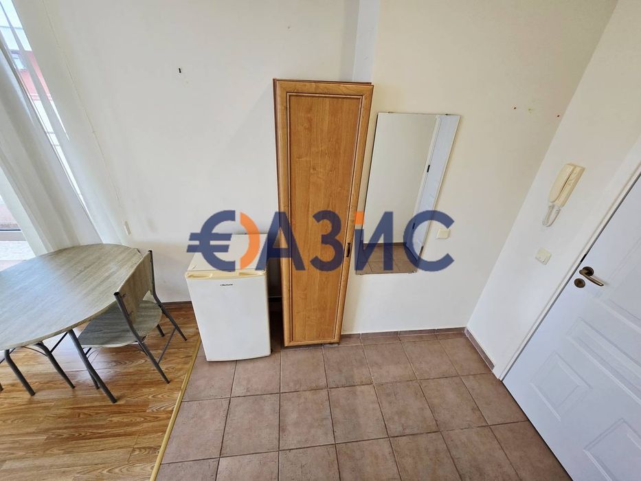 Продава се Едностаен апартамент в к.к. Слънчев бряг - 42 кв.м за 582 €/кв.м - Снимка #5