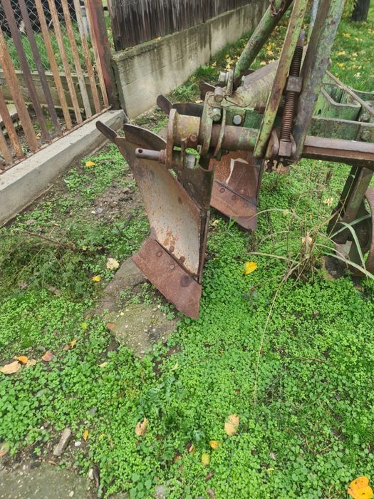 Utilaje agricole remorca, plug, disc , semanatoare si met