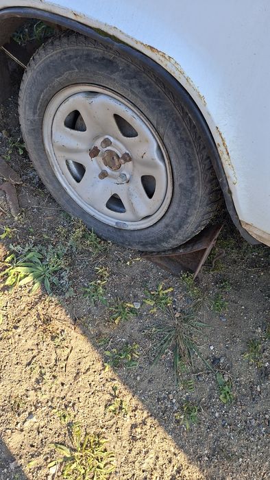Волга 3102 по запчастям.