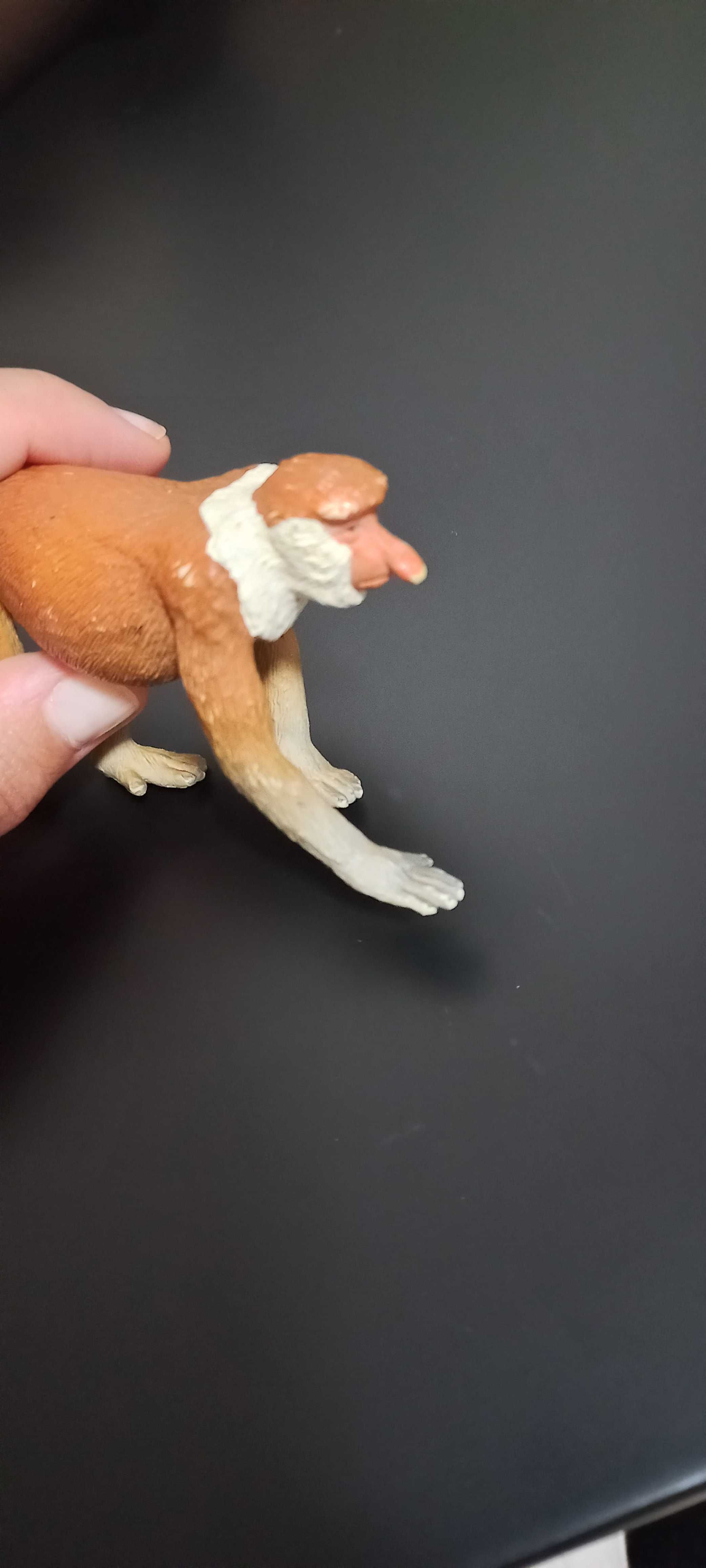 Mojo - Figurina maimuta cu trompa