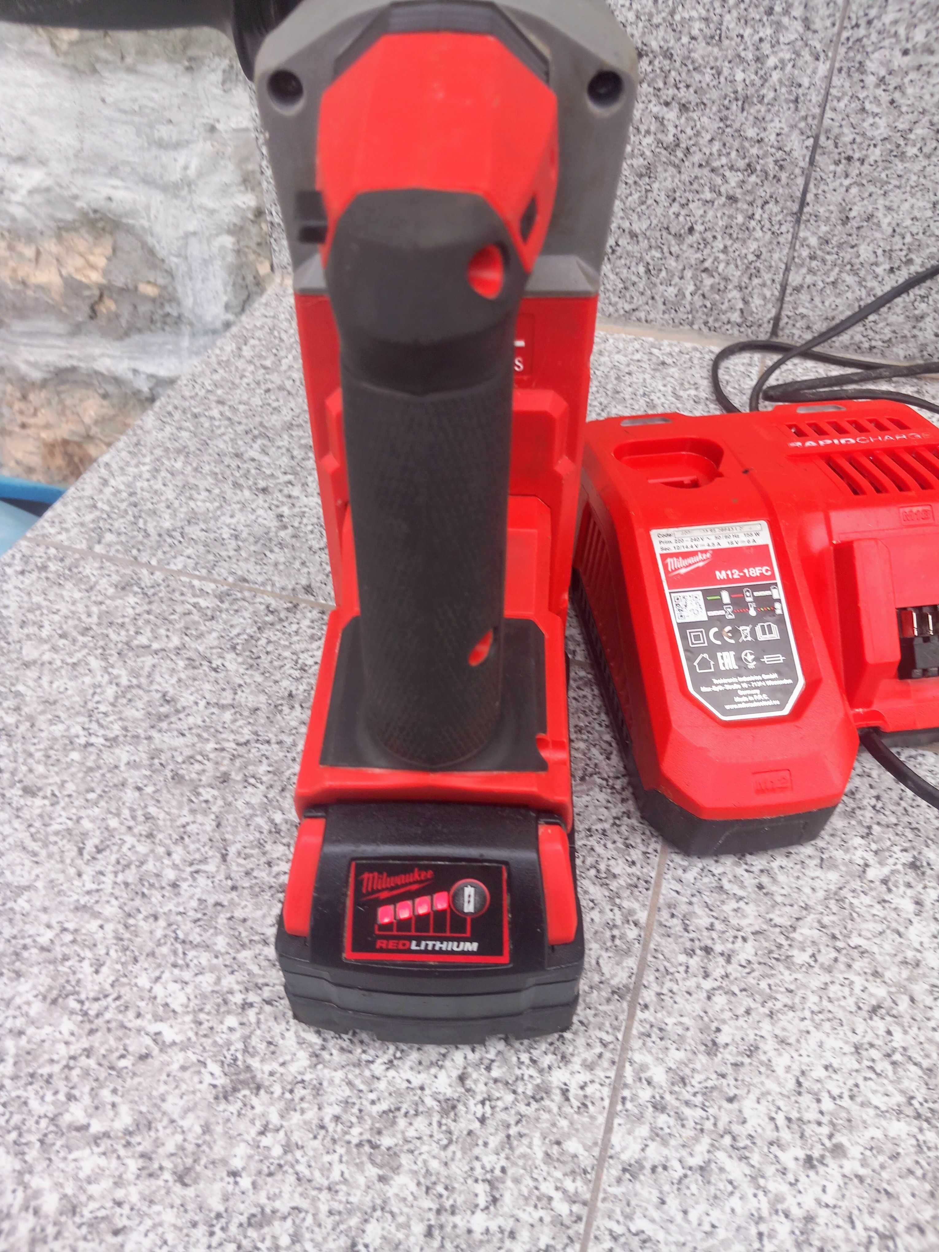 Milwaukee M18 ONEFHX Перфоратор