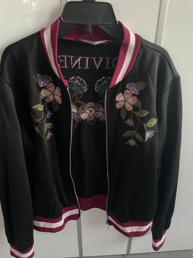 GUESS JEANS Яке бомбър с бродерия