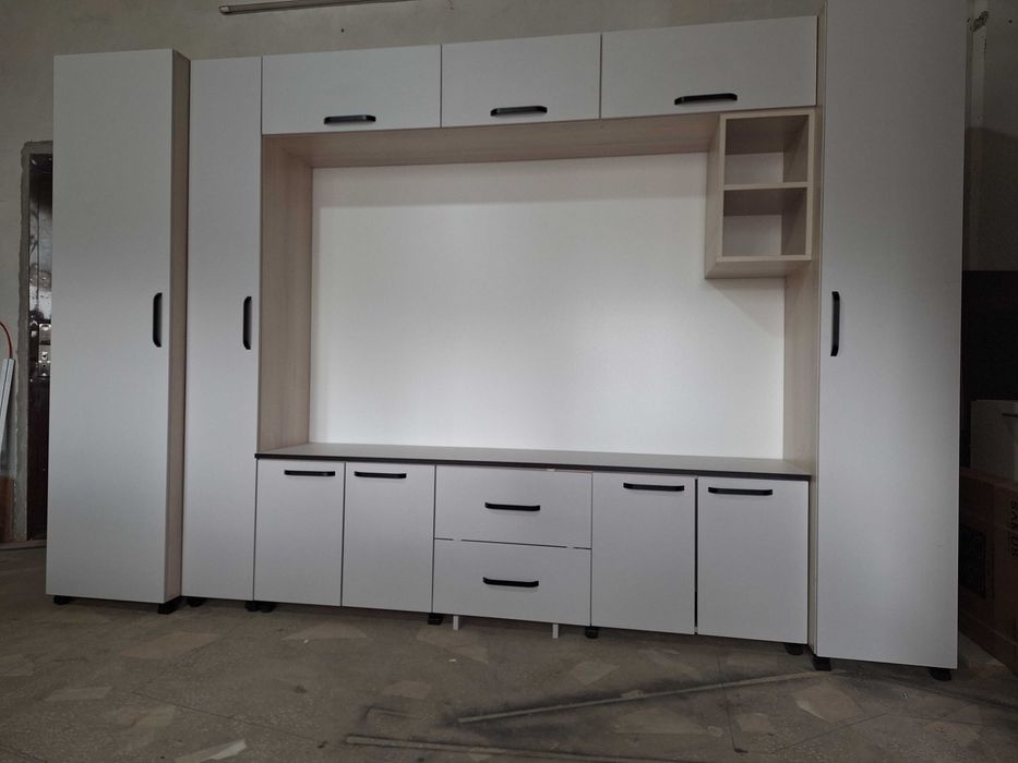 Vand mobila sufragerie.