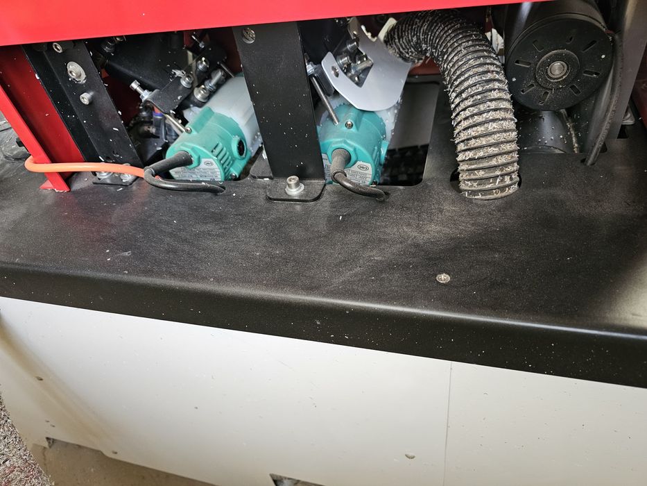 Кантираща автоматична машина