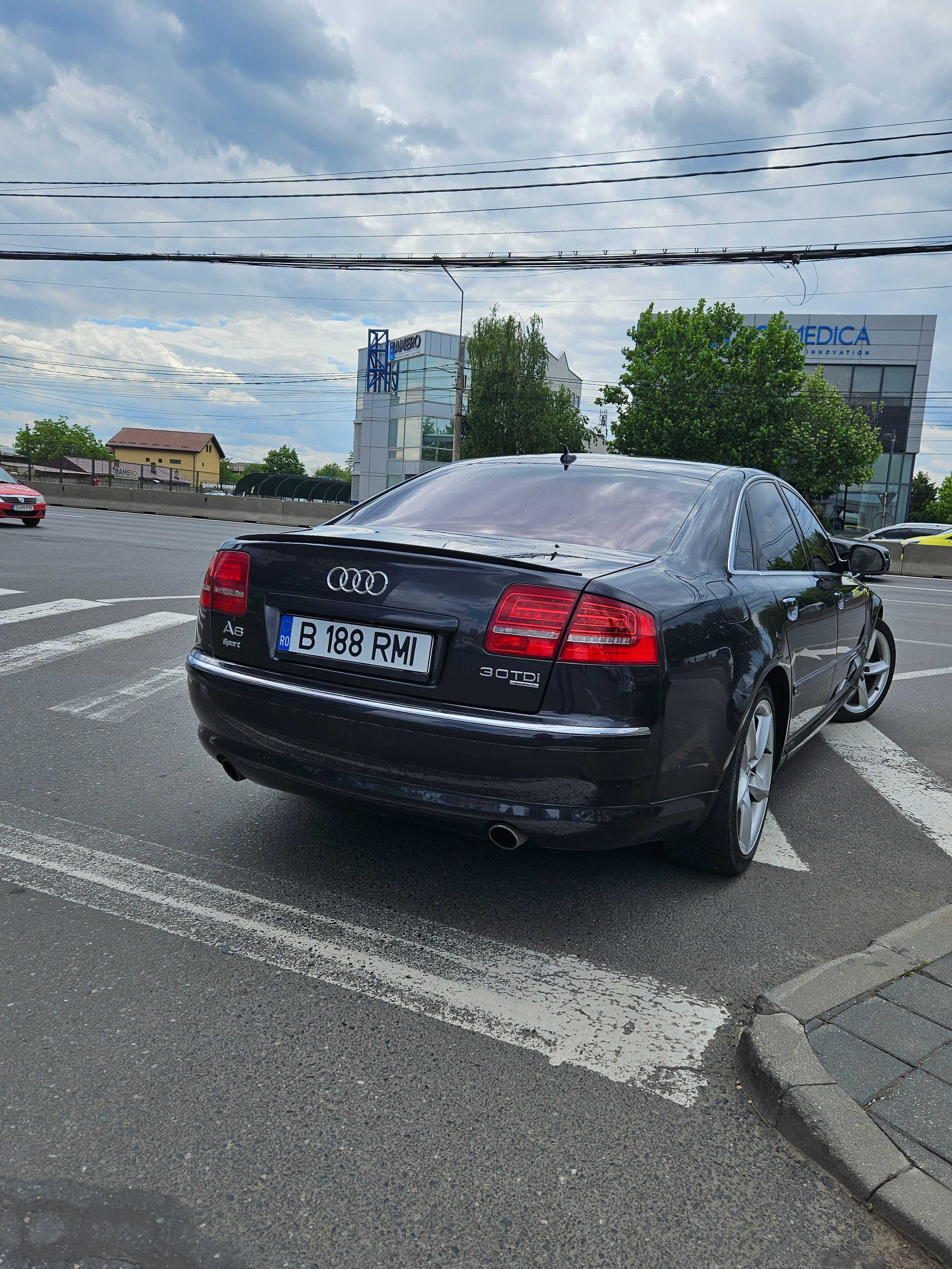 La vanzare Audi a8.