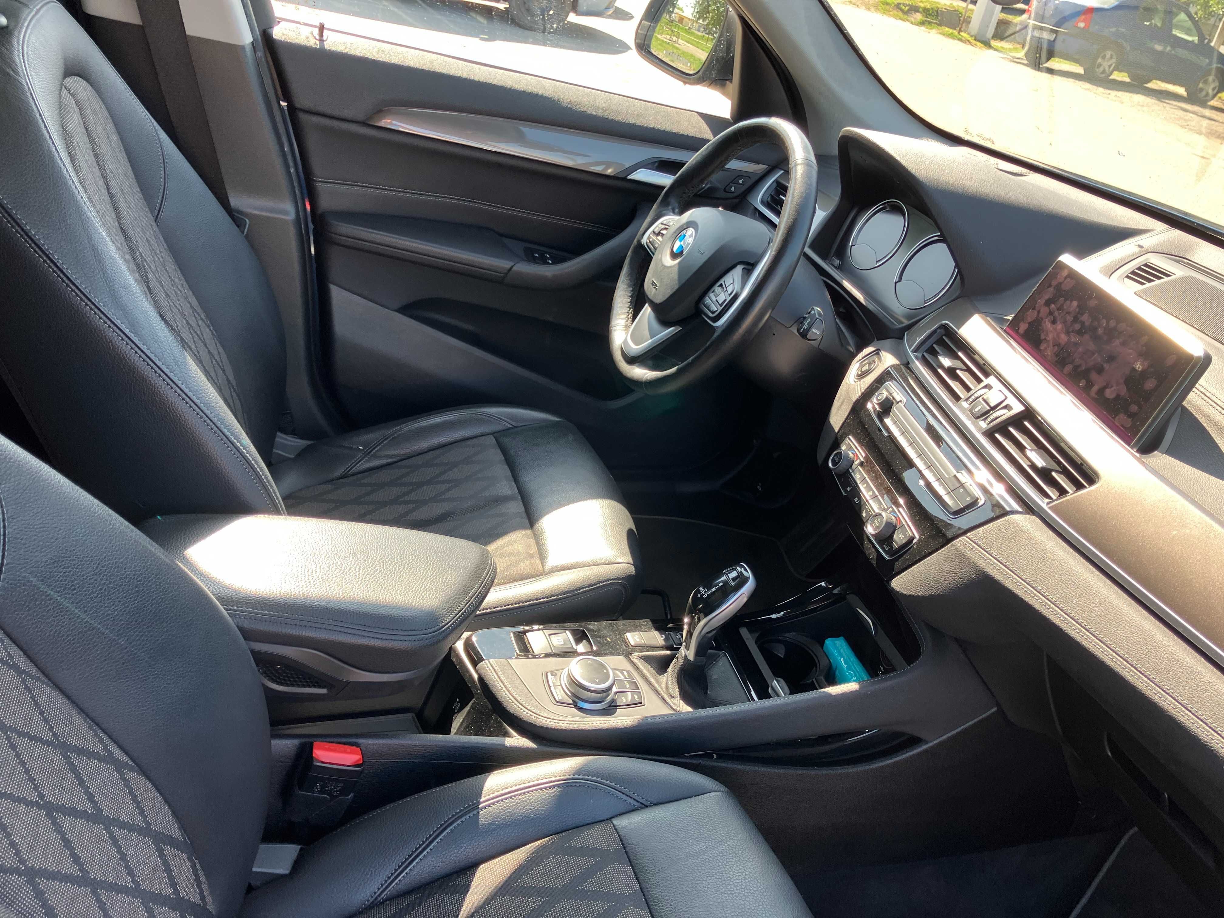 BMW X1 xDRIVE20 d EURO 6-  PANORAMIC- 95.000 km -Proprietar