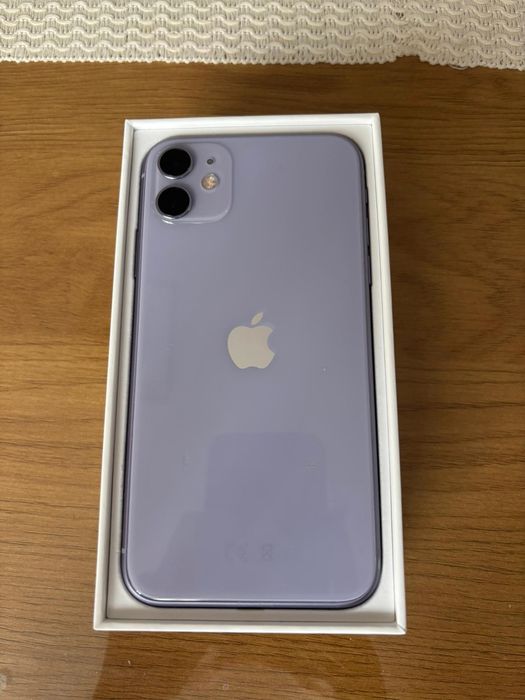 iPhone 11 stare buna plus 20 huse cadou