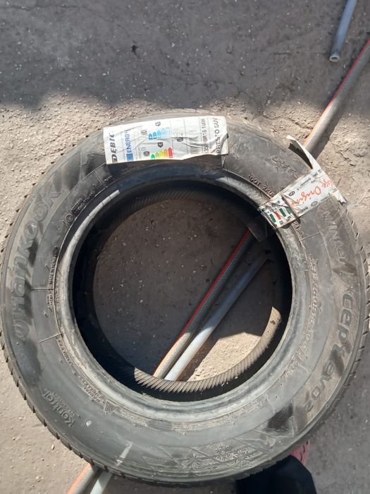 Vând 4 anvelope auto Suv