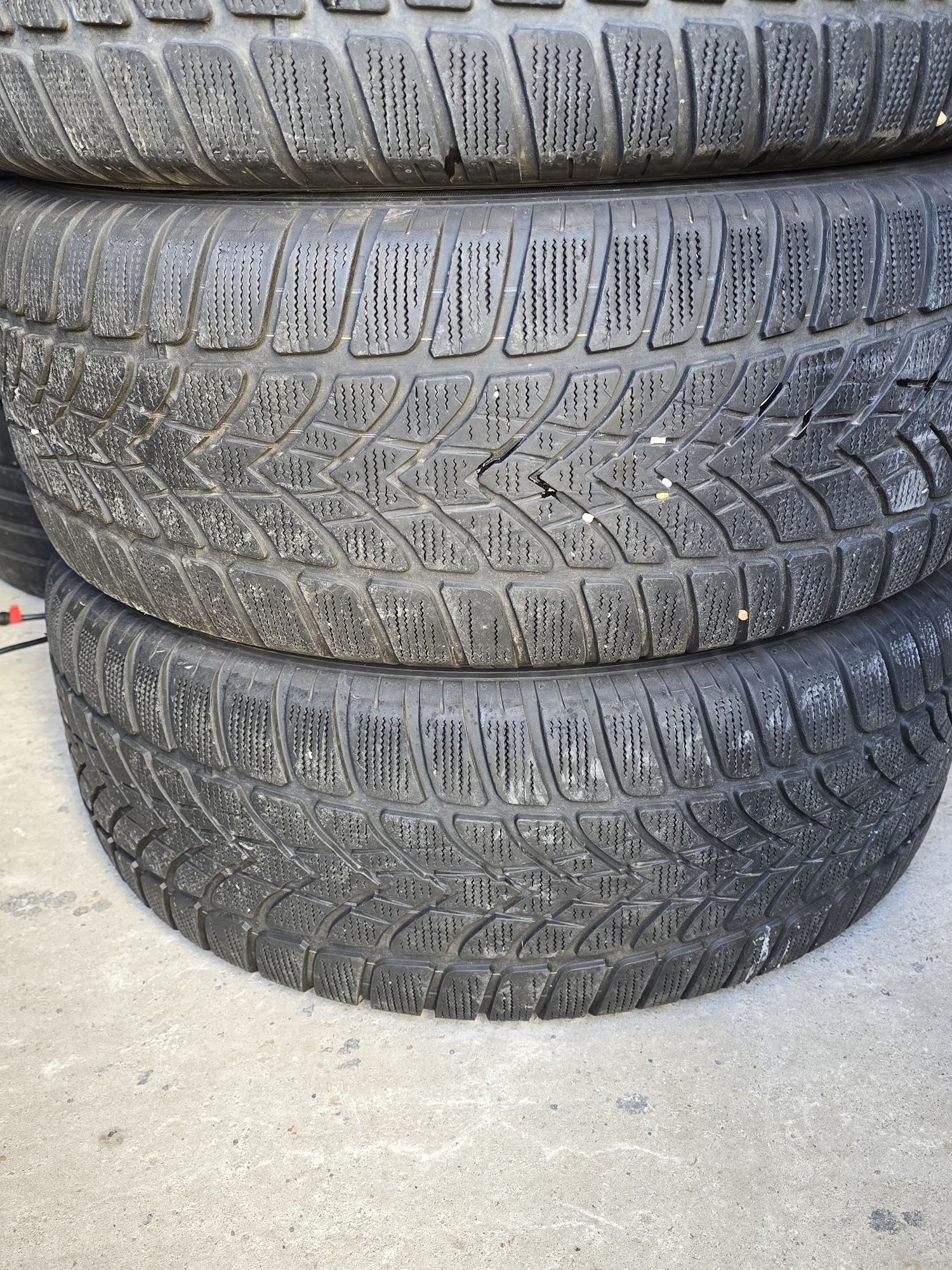 4 Броя 235/55/17 Dunlop 2x5,5mm 2x5mm
