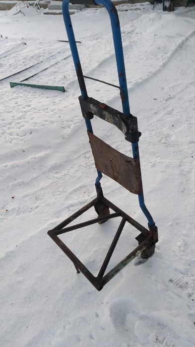 Продам тележку в хорошем состоянии