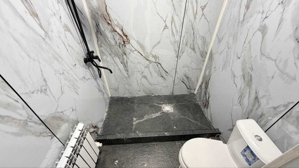 Садвин Савхозда ховли уй сотилади