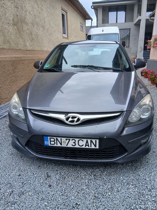 Vând Hyundai i30 EditionPlus