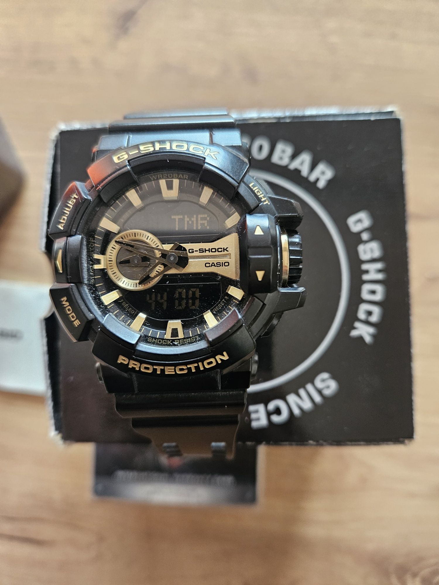 Часовник Casio G-SHOCK