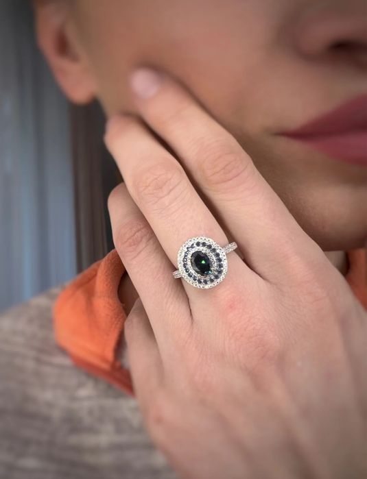 Inel cu moissanit albastru 1,6 CT