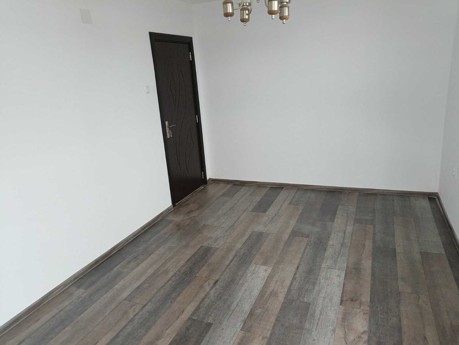 Продавам тристаен с кухня след ремонт в кв. Три Ччучура-Юг