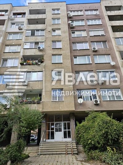 Продава се Тристаен апартамент в София, Лагера - 99 кв.м за 2081 €/кв.м - Снимка #1