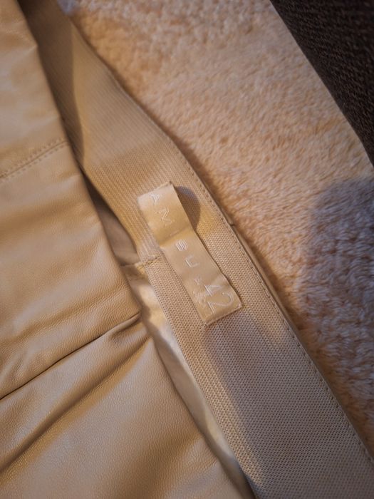 Pantaloni imitație piele dama