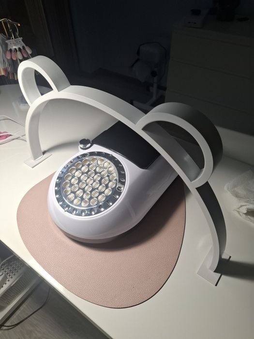 Лампа за маникюр