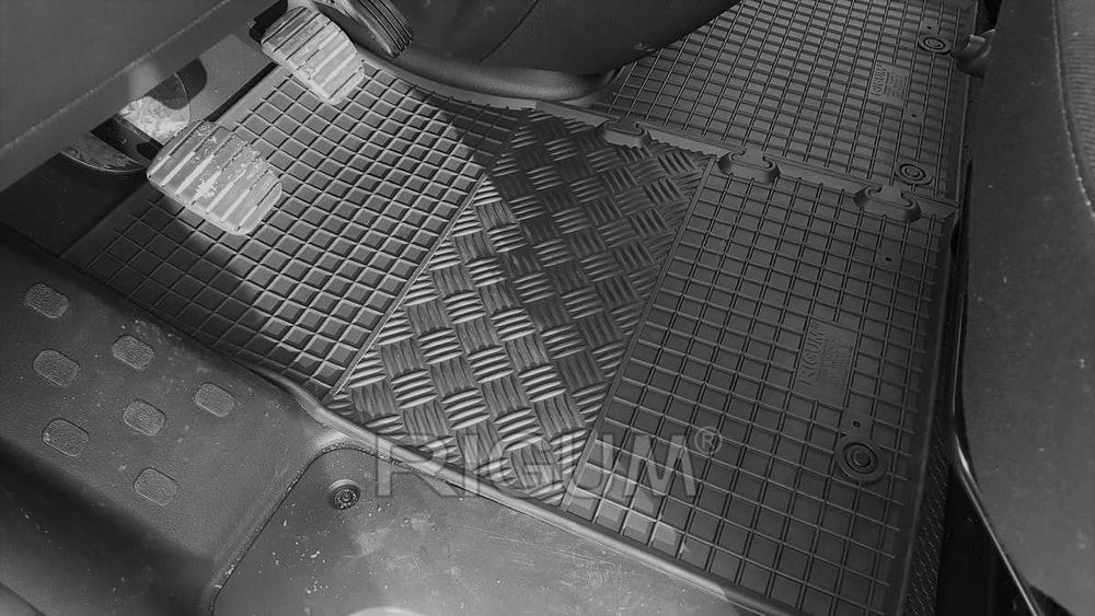 Гумени стелки Opel Vivaro Renault Trafic Nissan NV300 Fiat Talento 14-