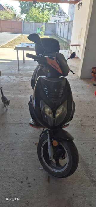 Motor  de vanzare
